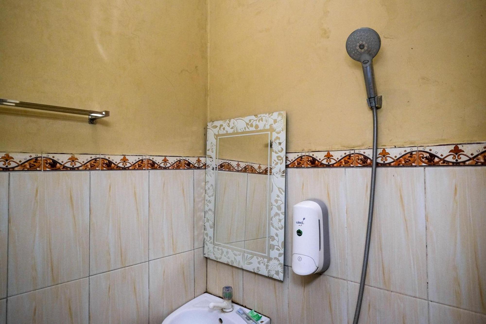 فندق Reddoorz At Paris Ocean شاطئ بارانغتريتيس الغرفة الصورة